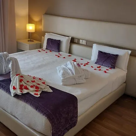 Hotel Monte Lírio-2